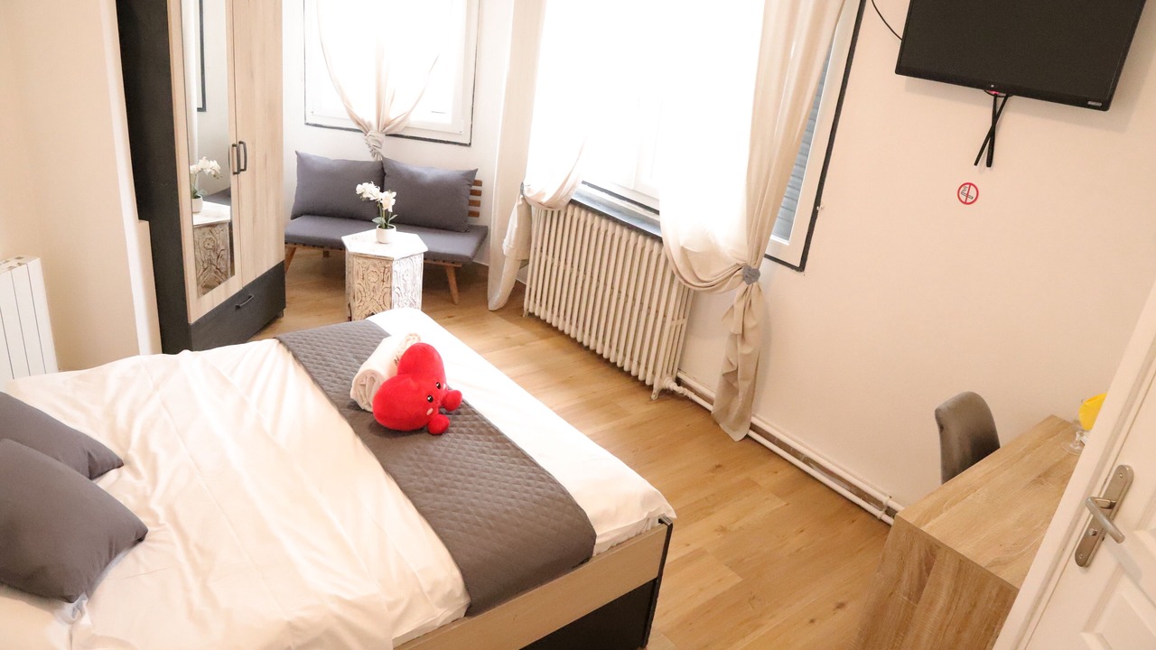 Photo of Bedroom in Breteuil