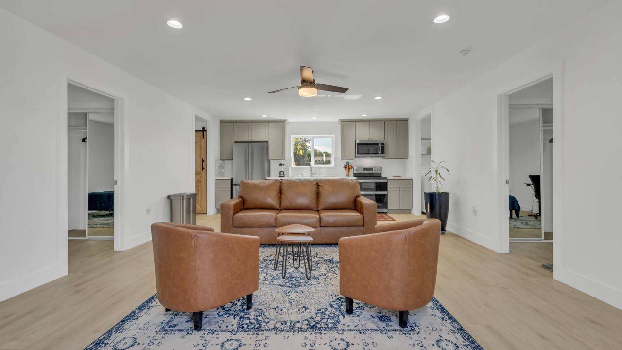 Photo of Livingroom in Sacramento