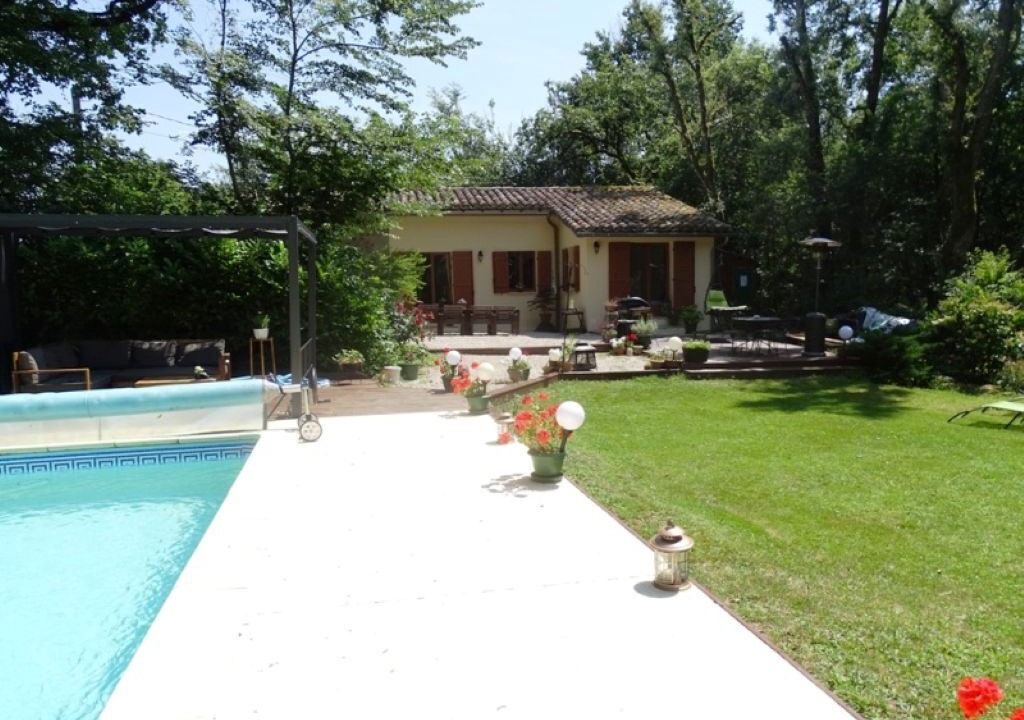 Photo of Outdoor in Roussayrolles