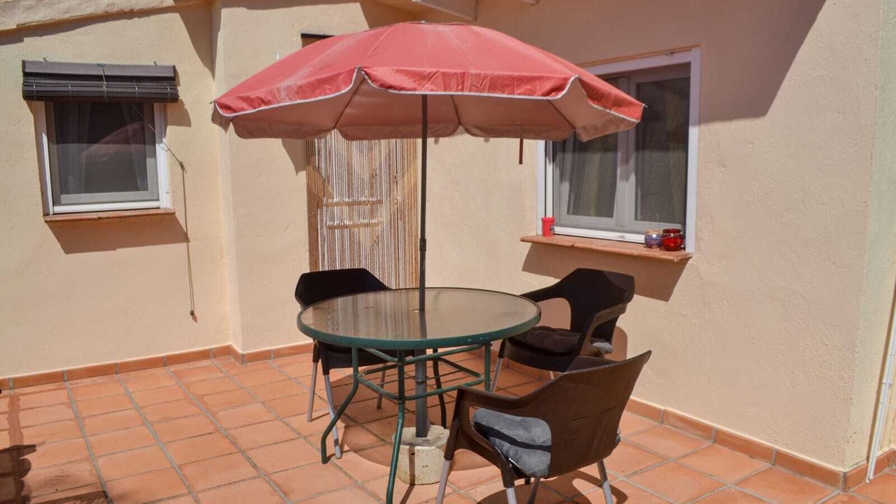 Photo of Outdoor in Genoves