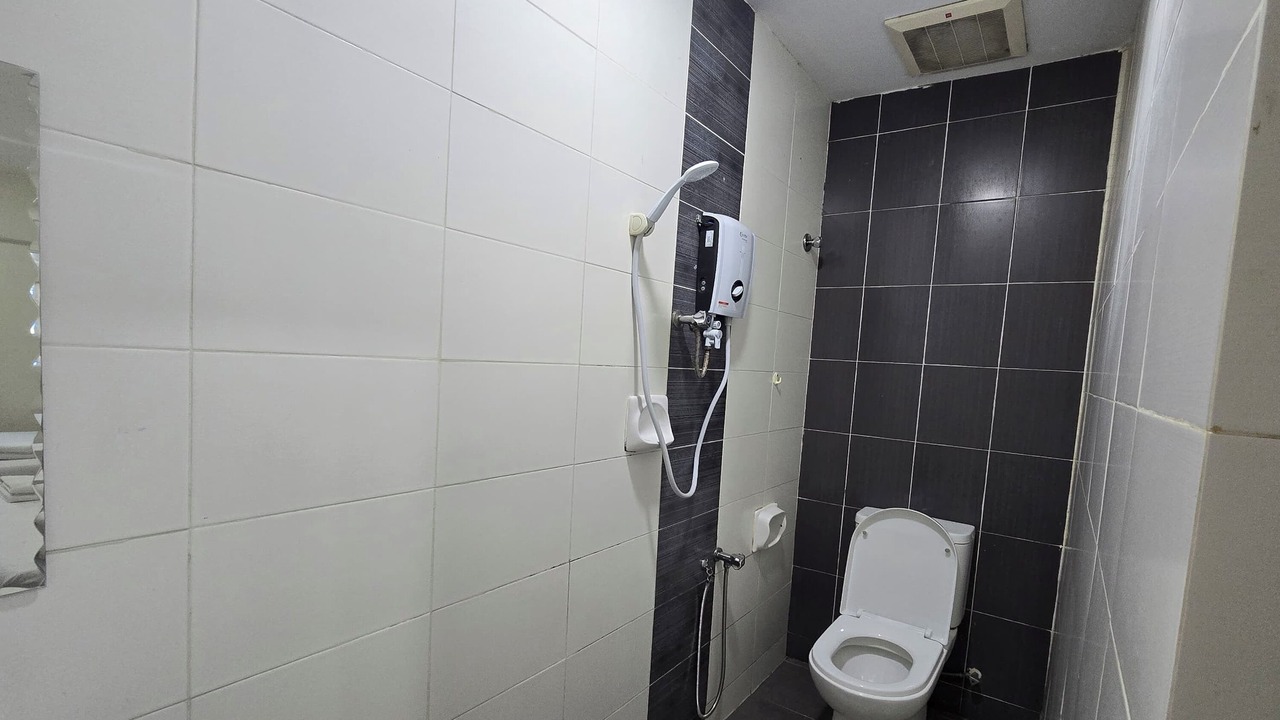 Photo of Bathroom in Batu Caves