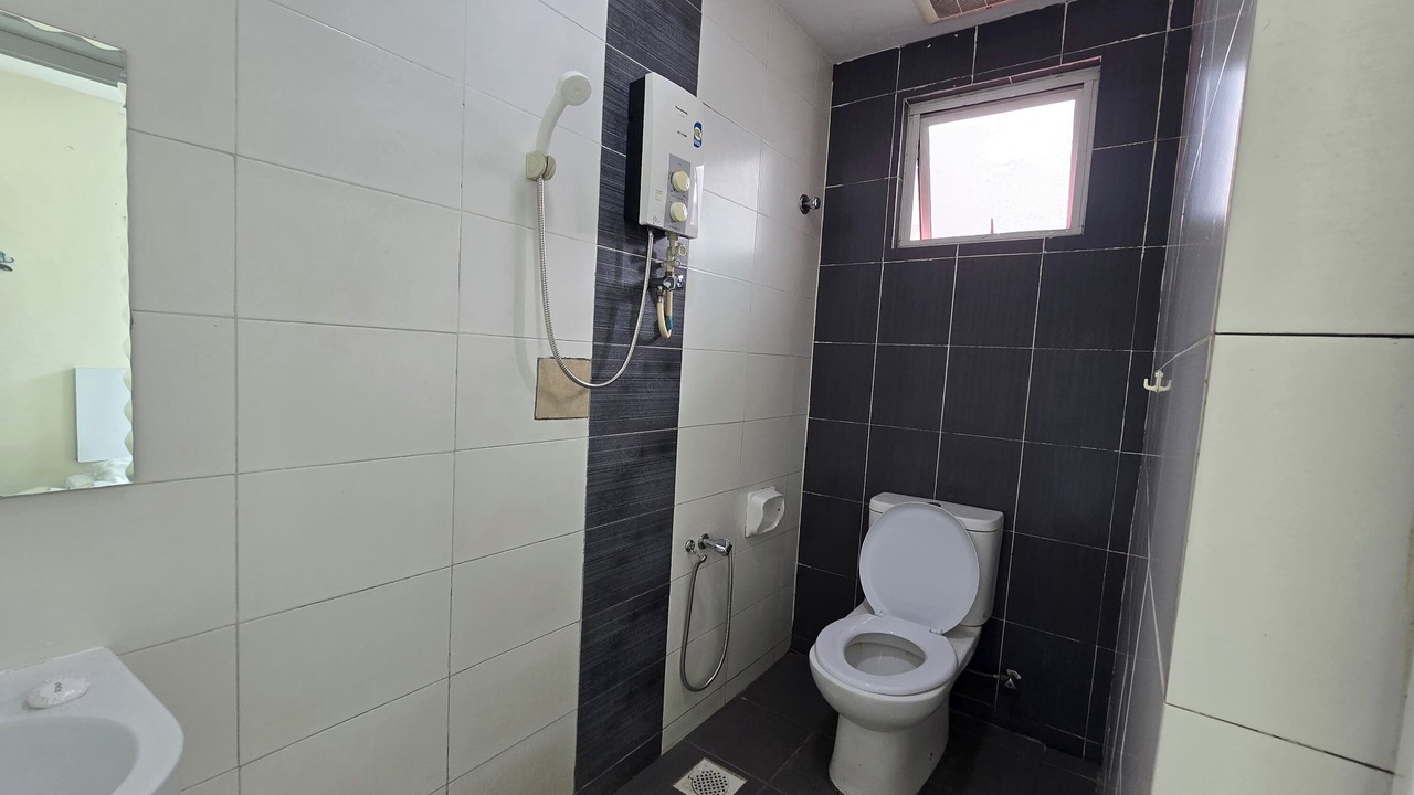 Photo of Bathroom in Batu Caves