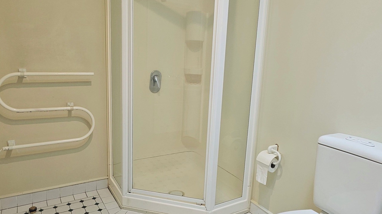 Photo of Bathroom in Three Kings