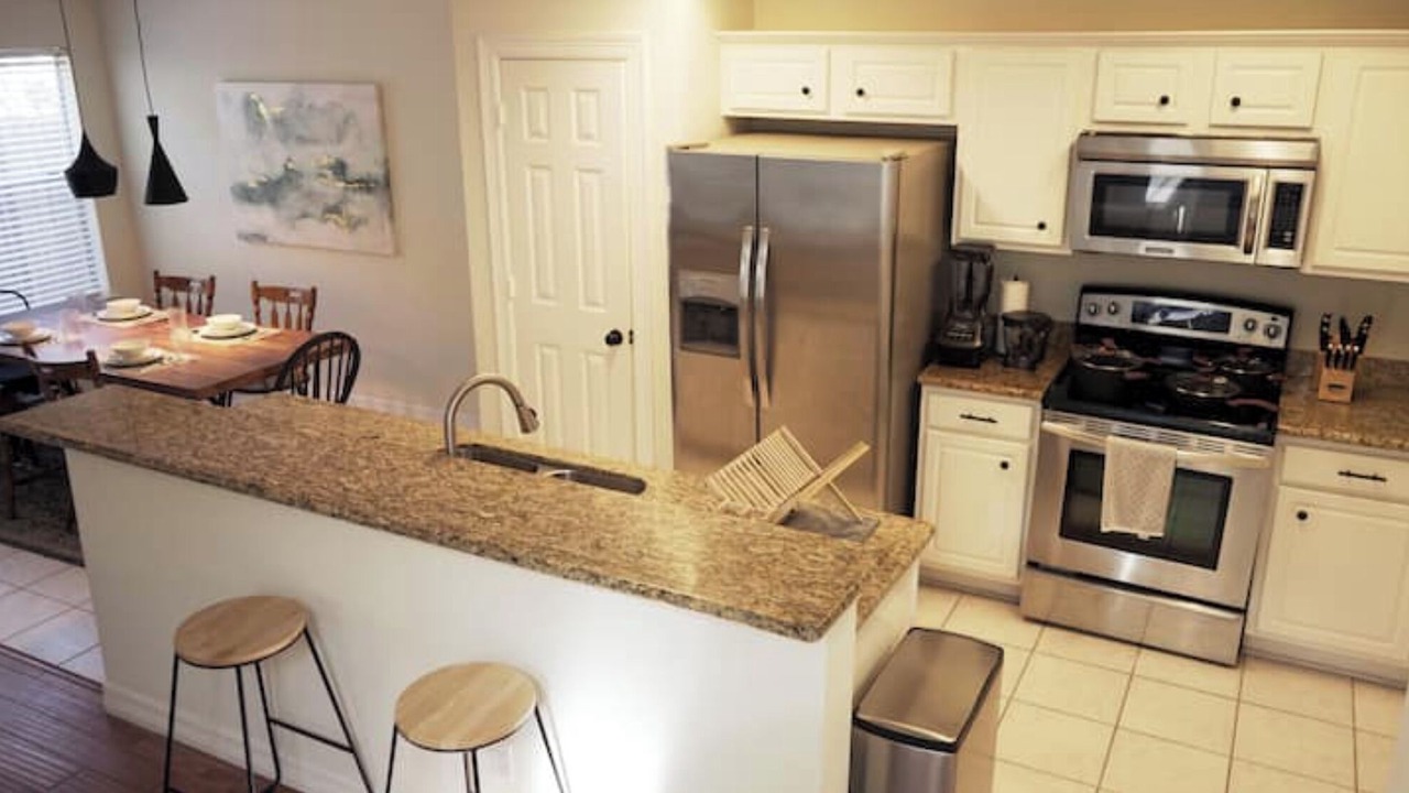 Photo of Kitchen in Alden Bridge