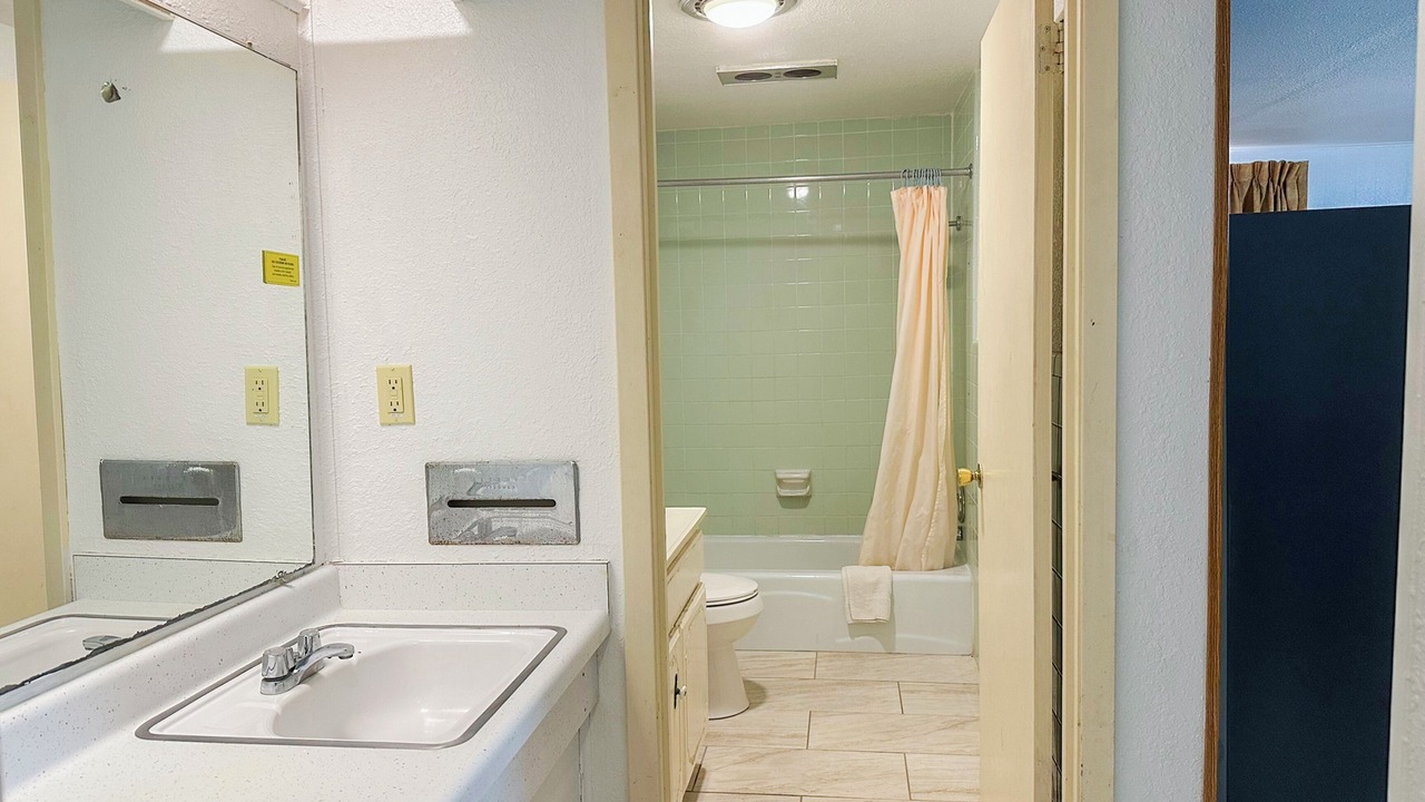 Photo of Bathroom in Marked Tree