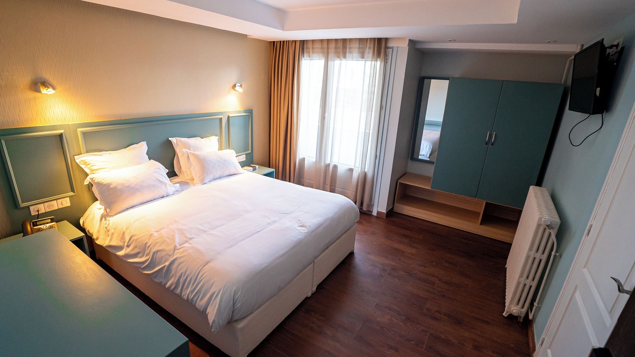 Photo of Bedroom in Calais City Center