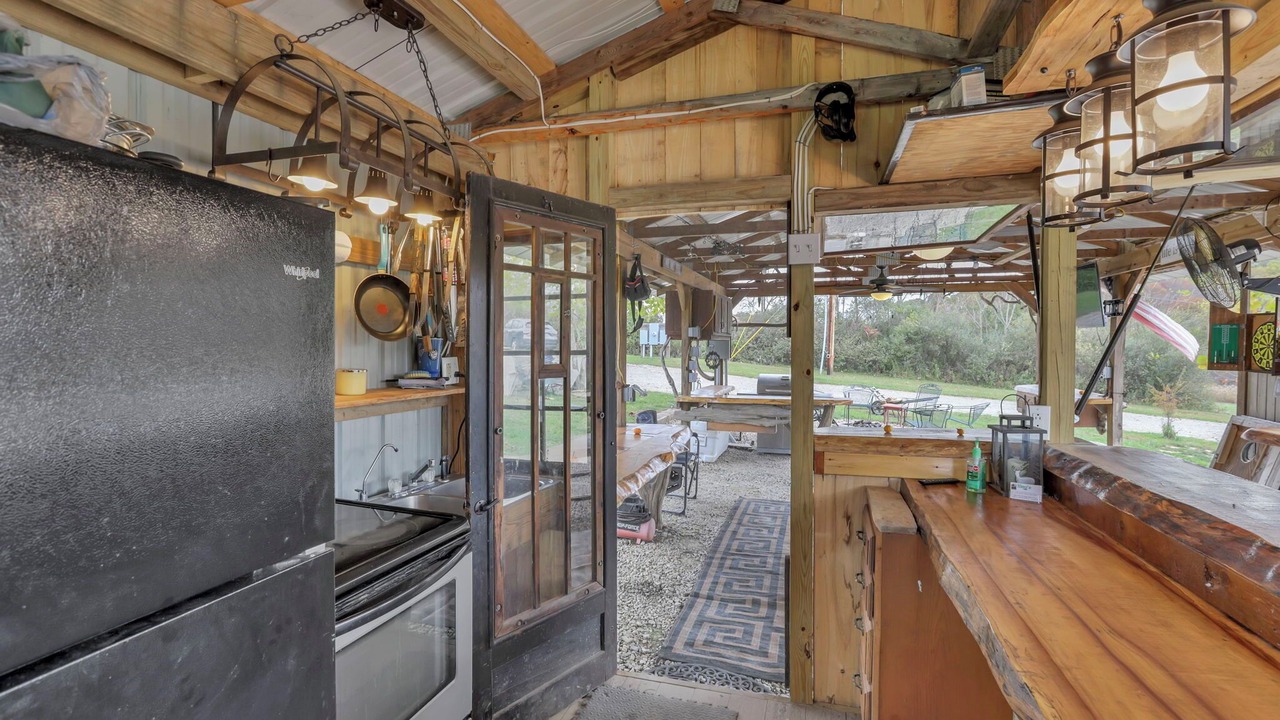 Photo of Kitchen in East Fultonham
