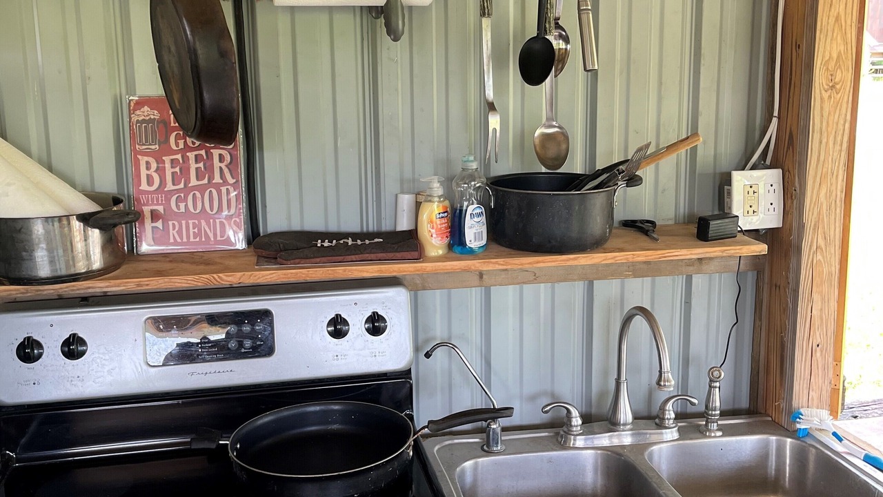 Photo of Kitchen in East Fultonham