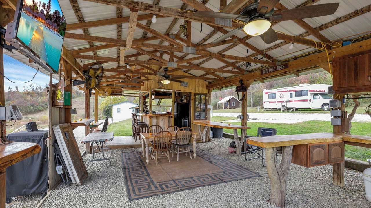 Photo of Others in East Fultonham