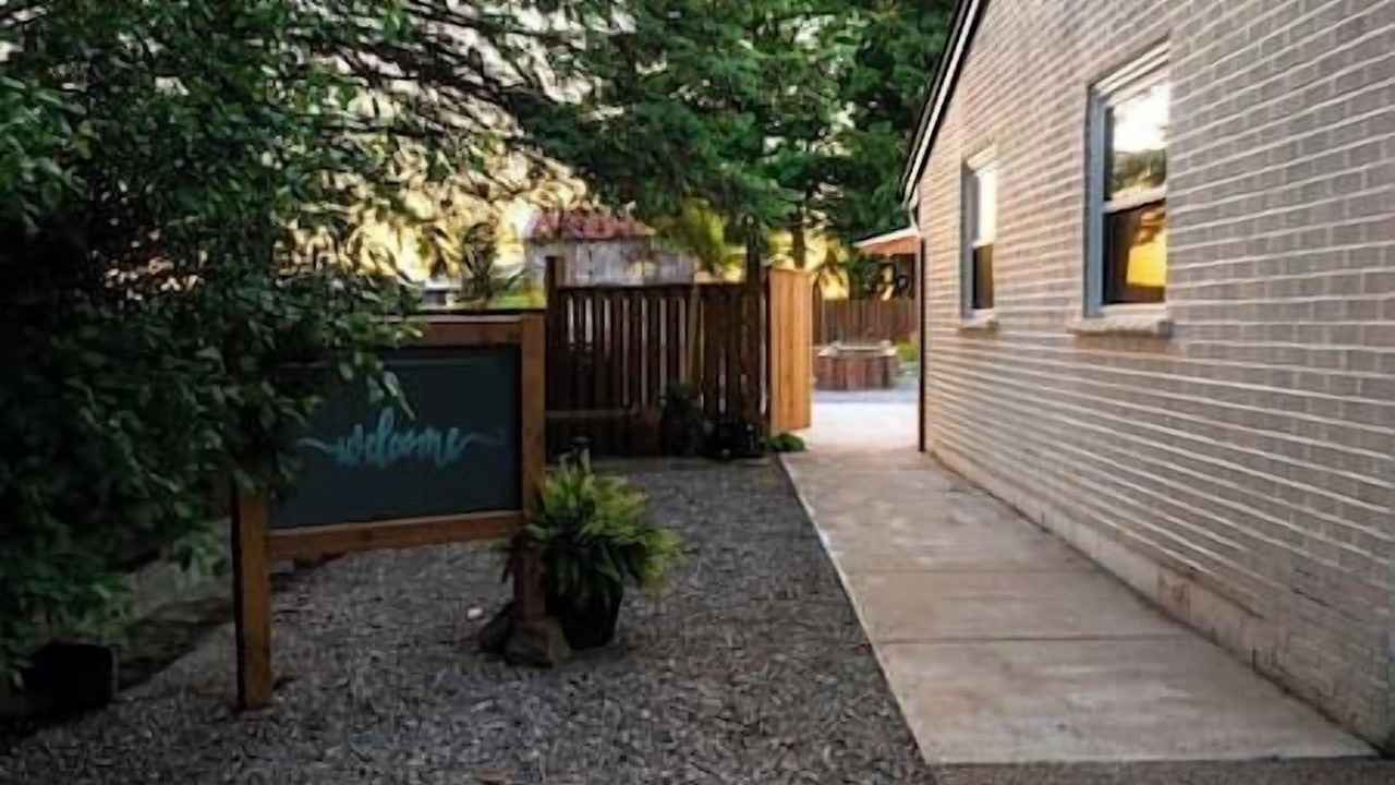 Photo of Outdoor in Caledonia