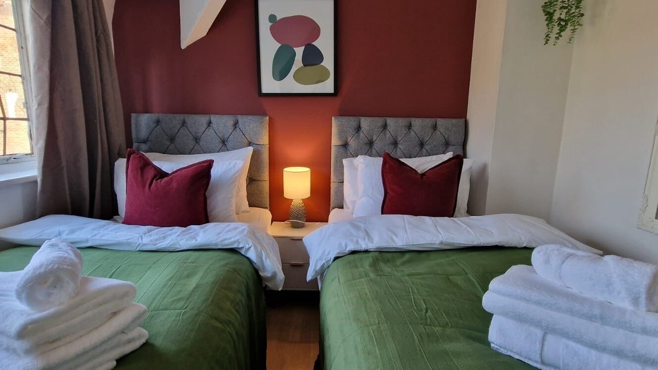 Photo of Others in Port Sunlight