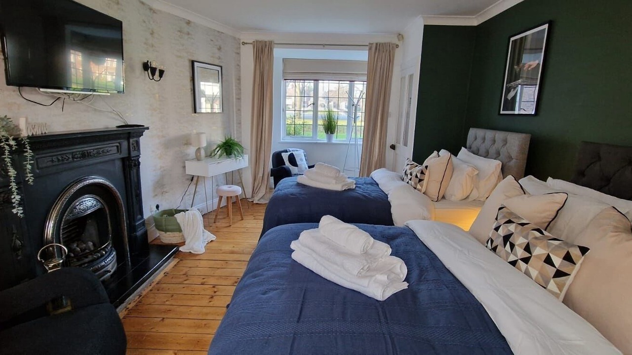 Photo of Others in Port Sunlight