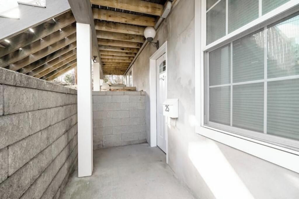 Photo of Patio Balcony in New Rochelle