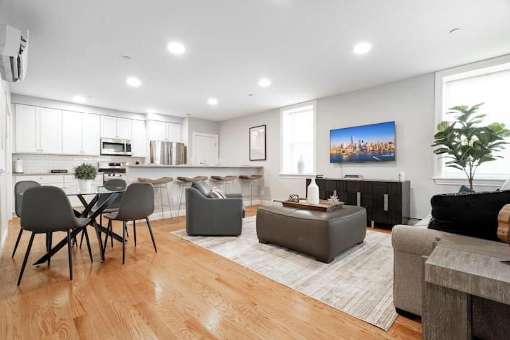 Photo of Others in New Rochelle