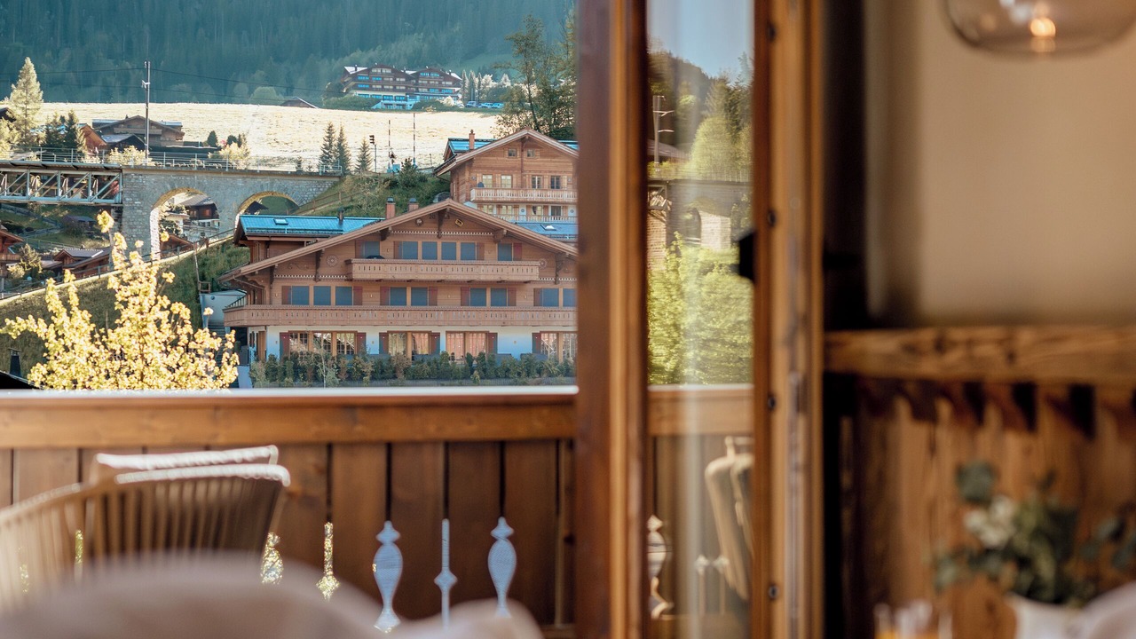 Photo of Bedroom in Zweisimmen Nr Gstaad