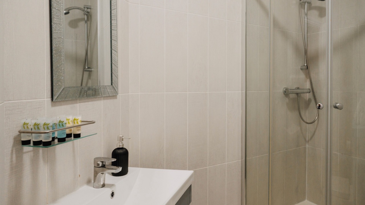 Photo of Others in Canary Wharf