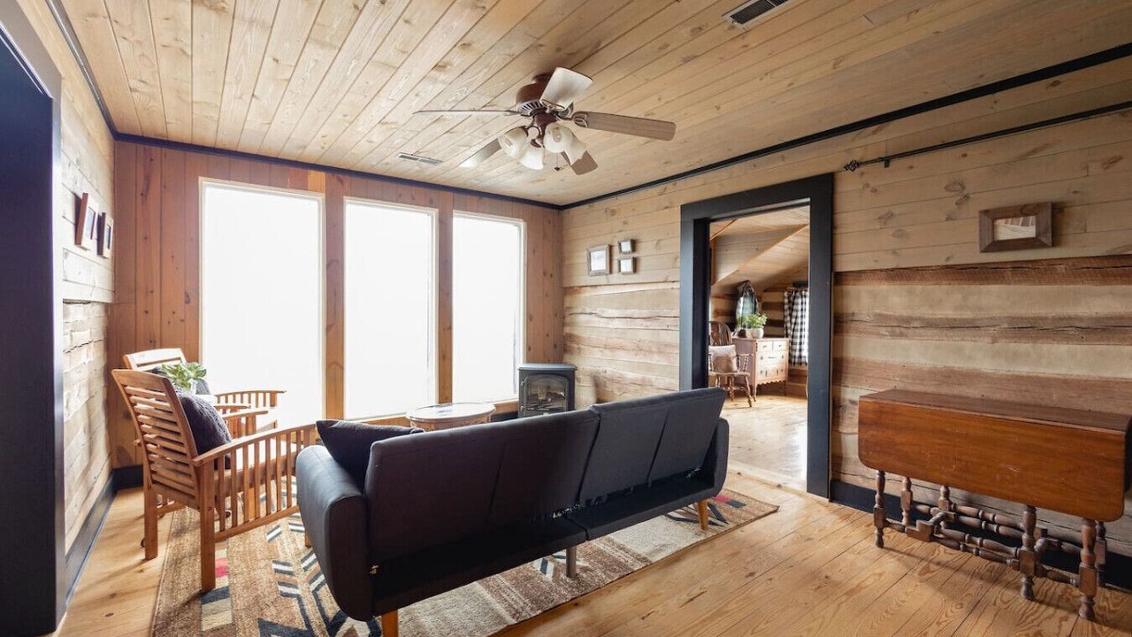 Photo of Livingroom in Ste Genevieve
