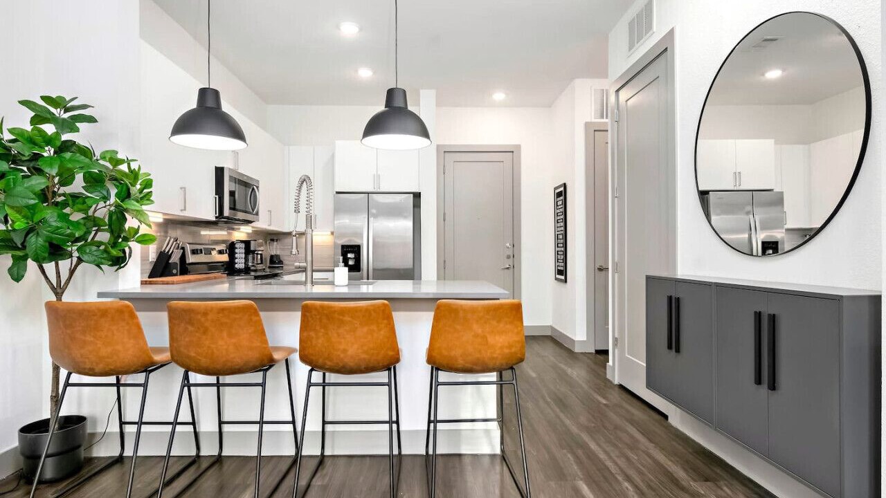Photo of Kitchen in Main - Military Plaza