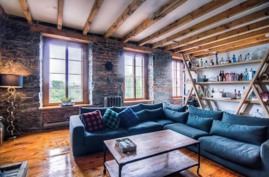 Photo of Livingroom in International District