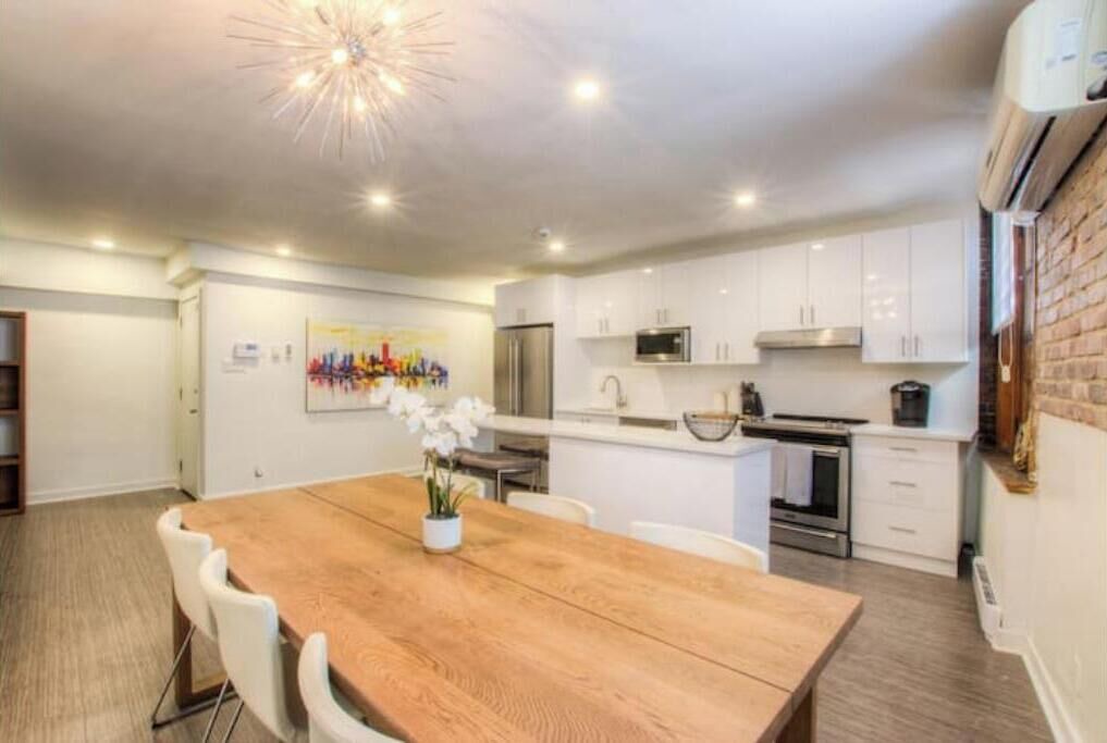 Photo of Kitchen in International District
