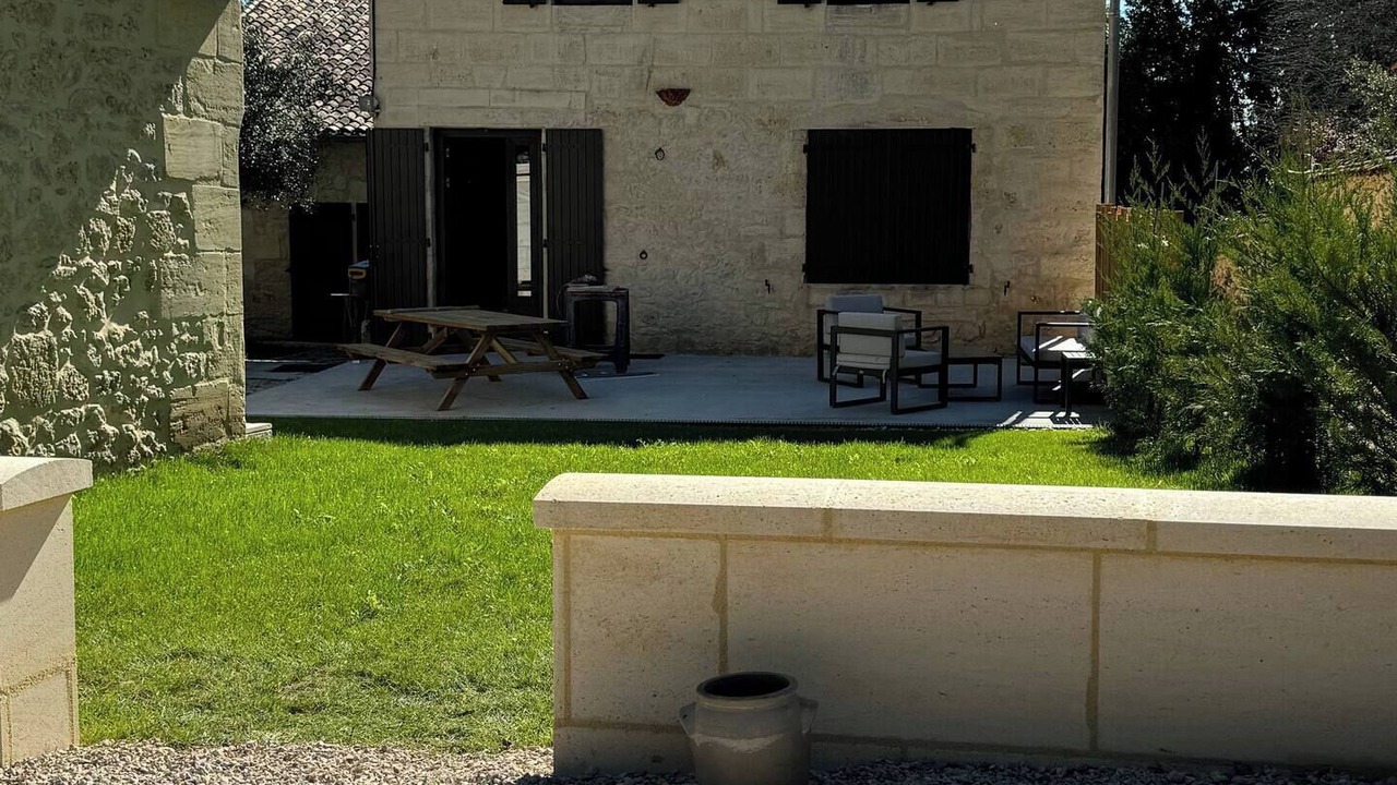 Photo of Outdoor in Naujan-et-Postiac