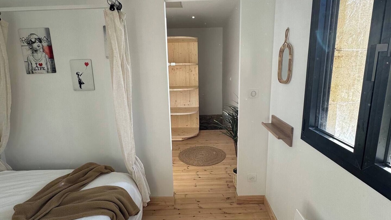 Photo of Others in Naujan-et-Postiac