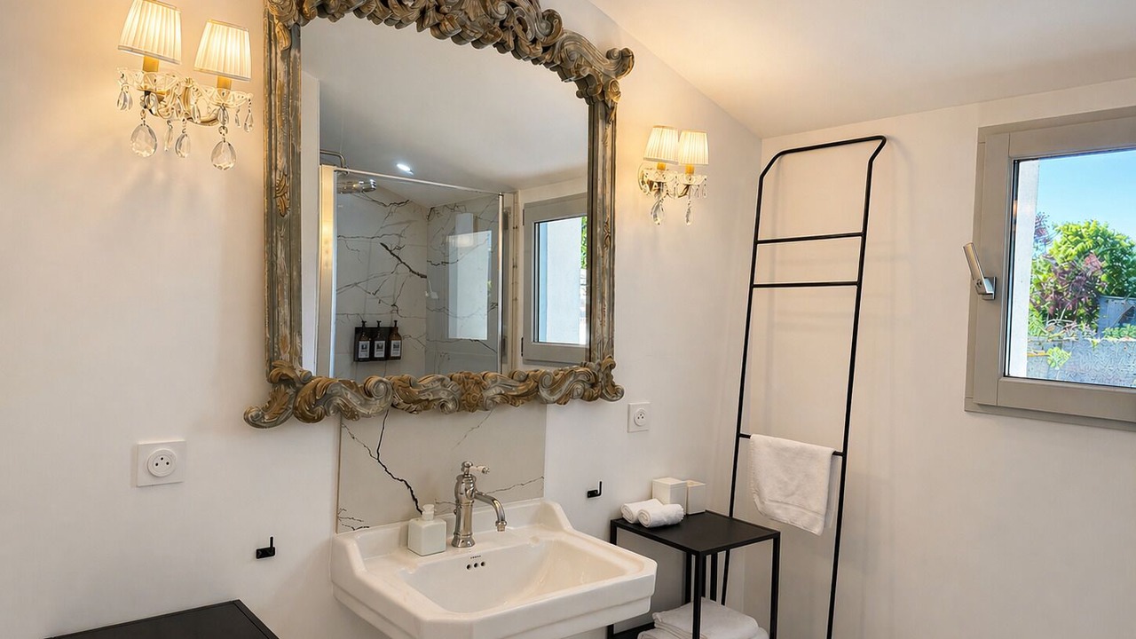 Photo of Bathroom in Beaune