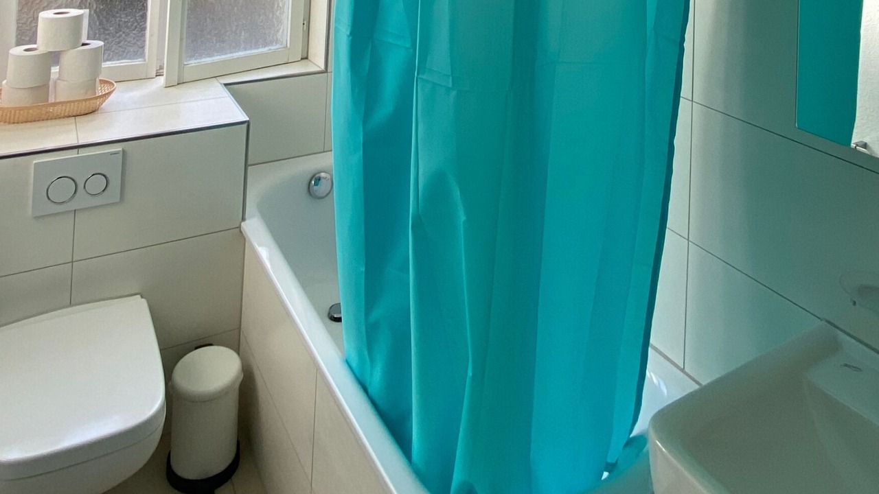 Photo of Others in District 4