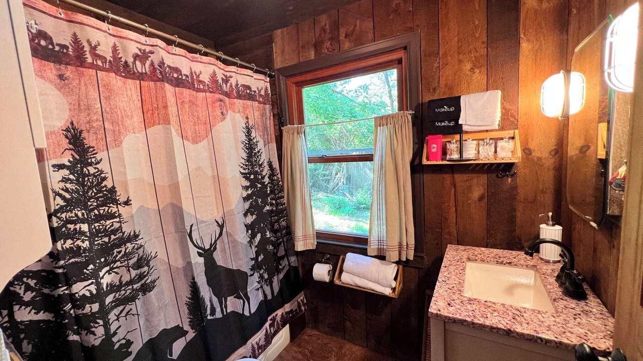 Photo of Others in Monroe