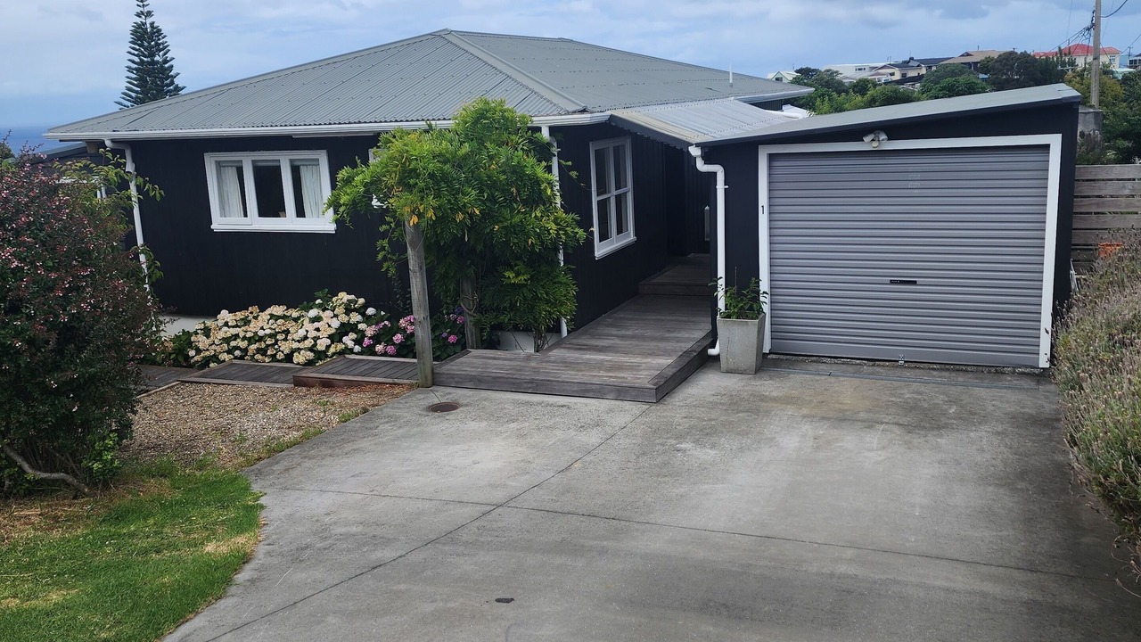 Photo of Outdoor in Leigh