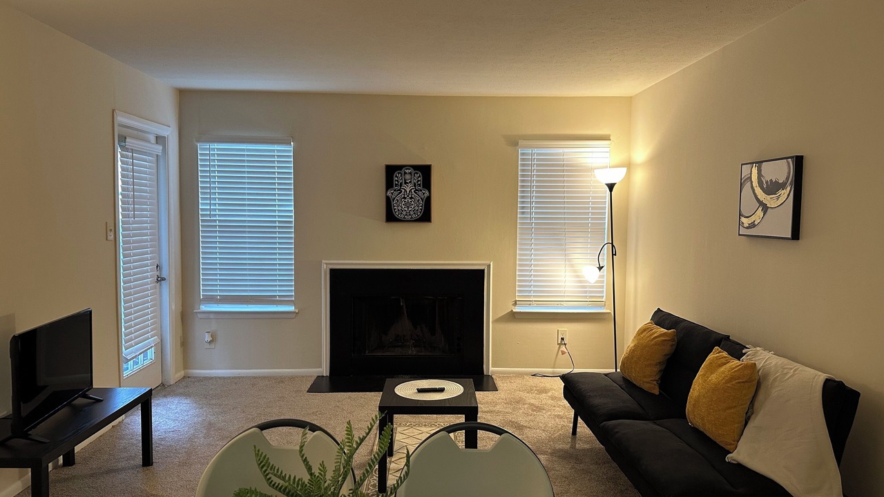 Photo of Livingroom in Germantown