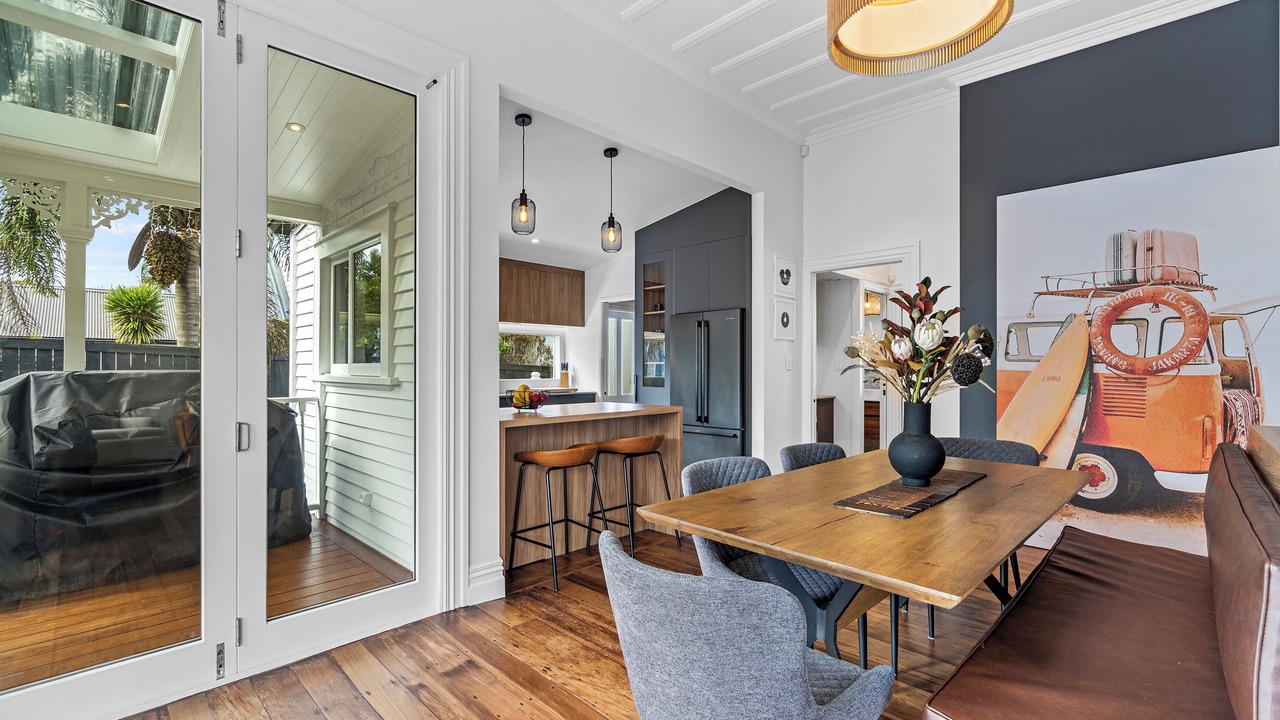 Photo of Others in Ponsonby