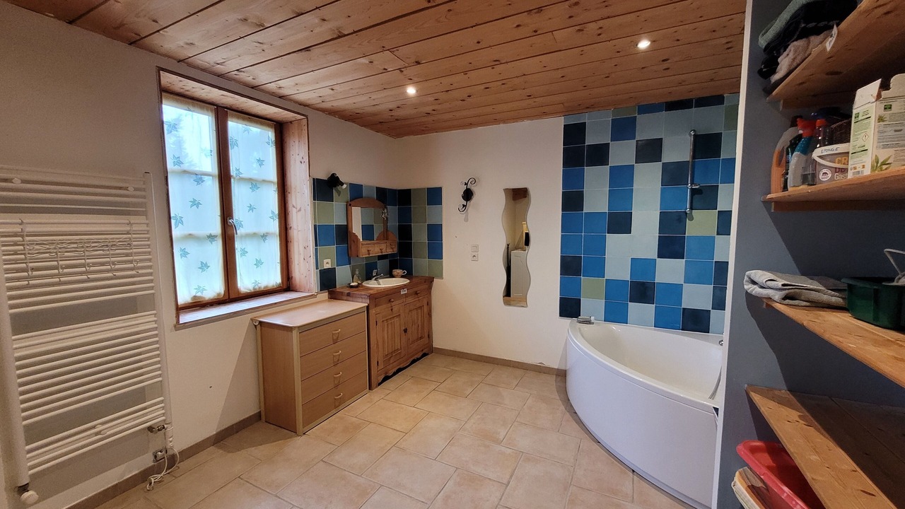 Photo of Others in Saint-Claude