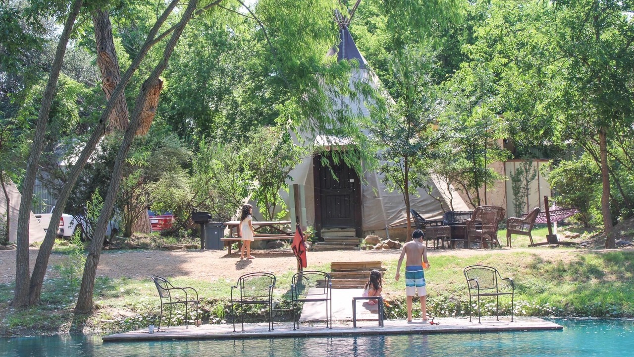 Photo of Others in Seguin