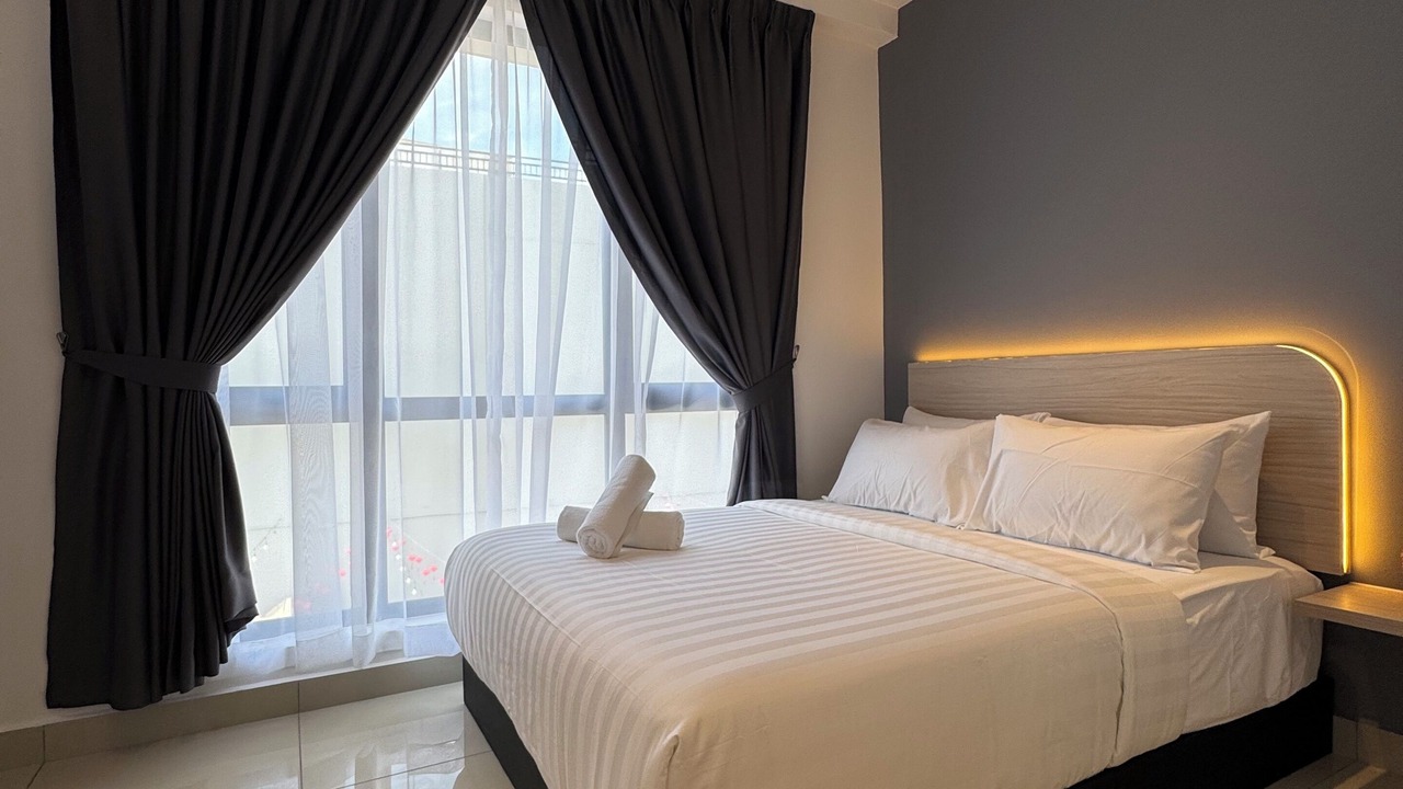 Photo of Bedroom in Downtown George Town