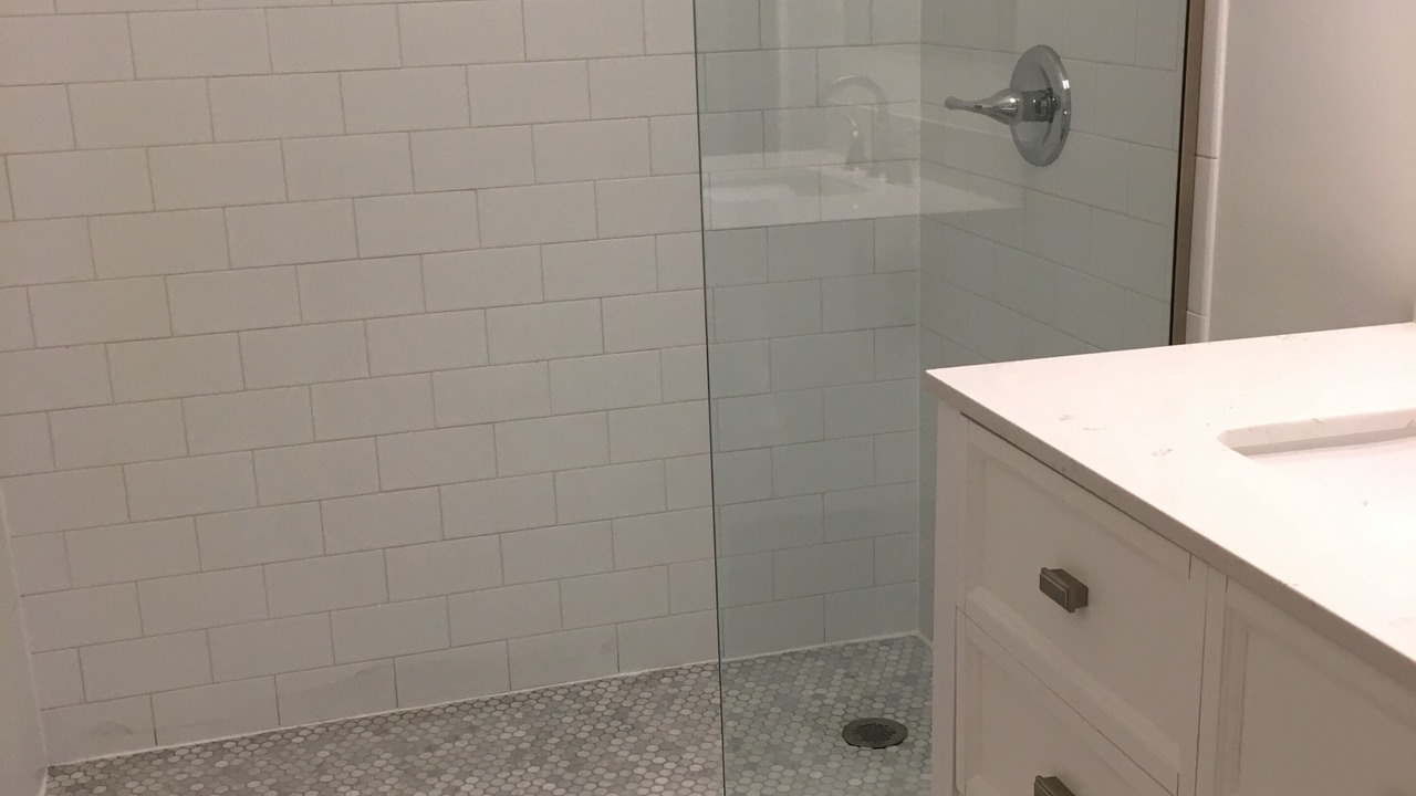 Photo of Others in Albany