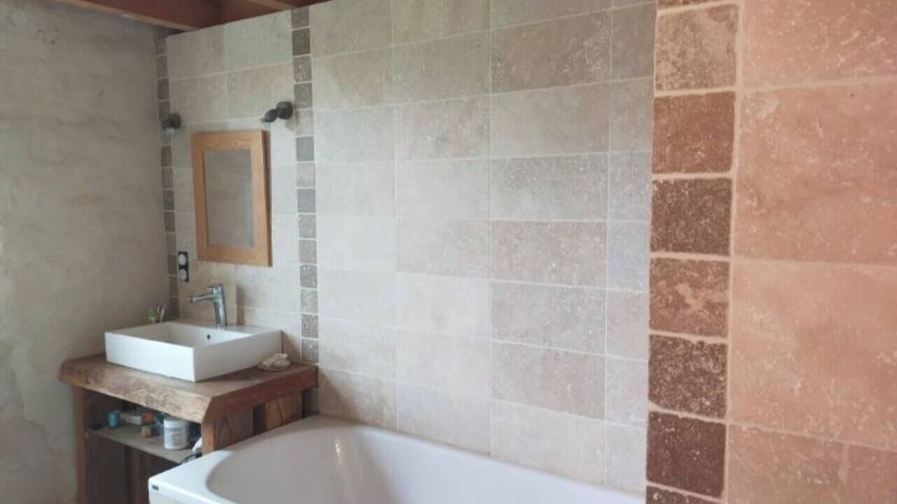 Photo of Bathroom in Monsireigne