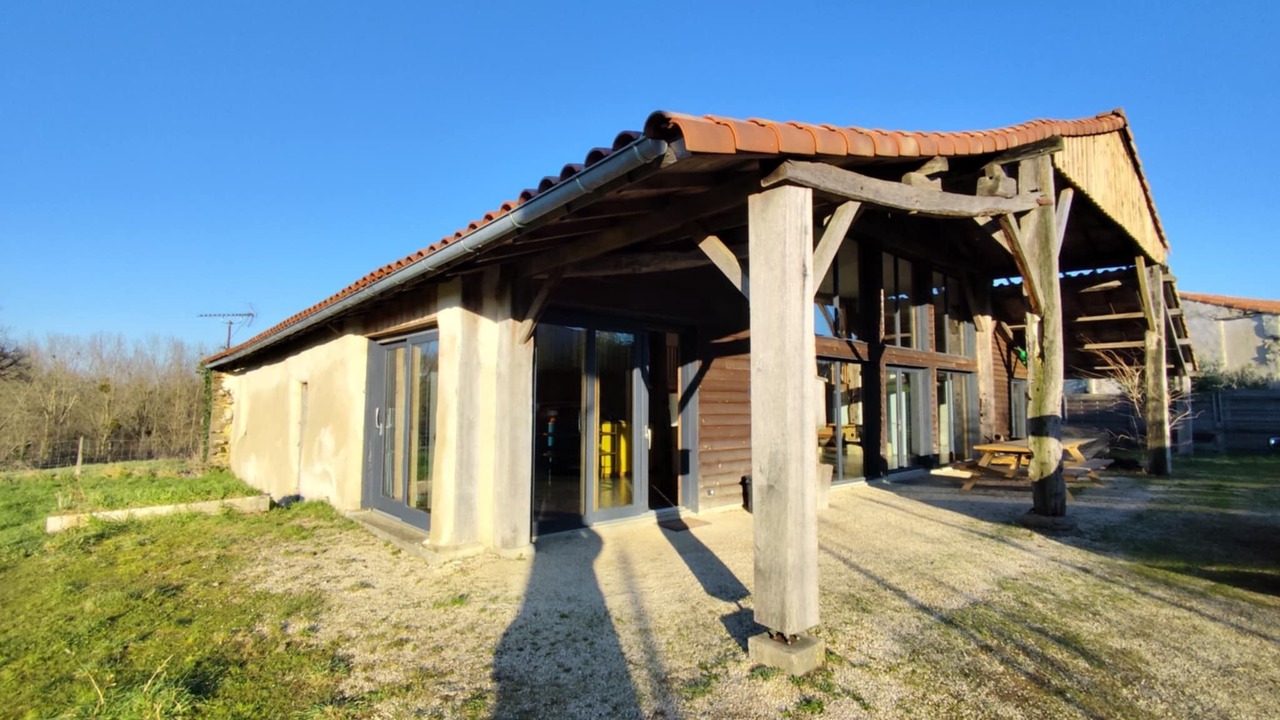 Photo of Outdoor in Monsireigne