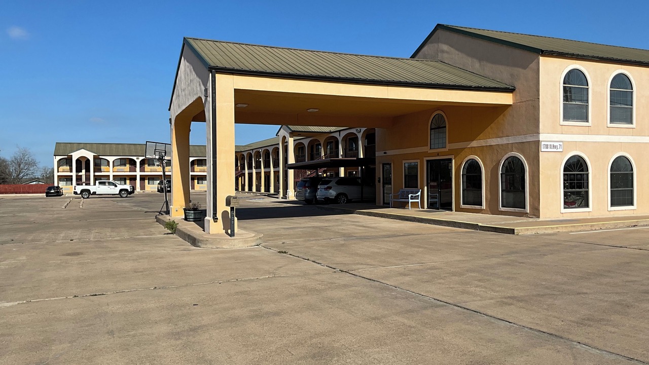 Photo of Outdoor in La Grange
