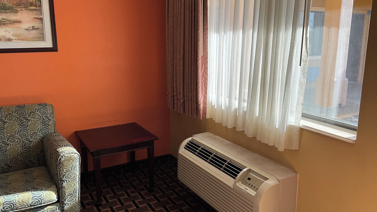 Photo of Bedroom in La Grange