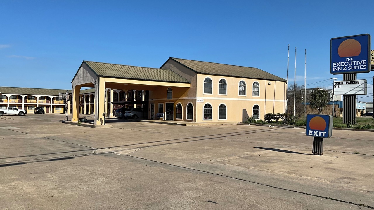 Photo of Outdoor in La Grange