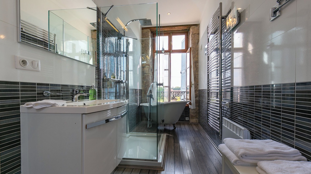 Photo of Bathroom in Gevrey-Chambertin