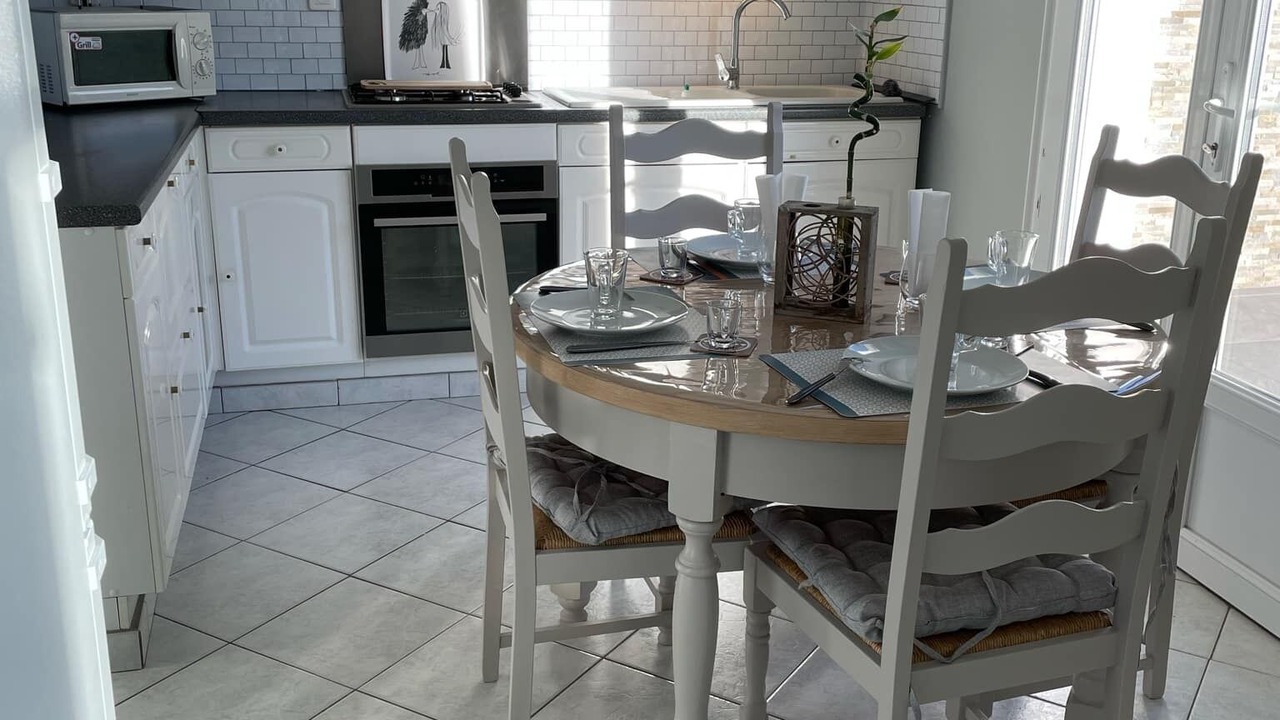 Photo of Kitchen in Saint-Martin-lez-Tatinghem