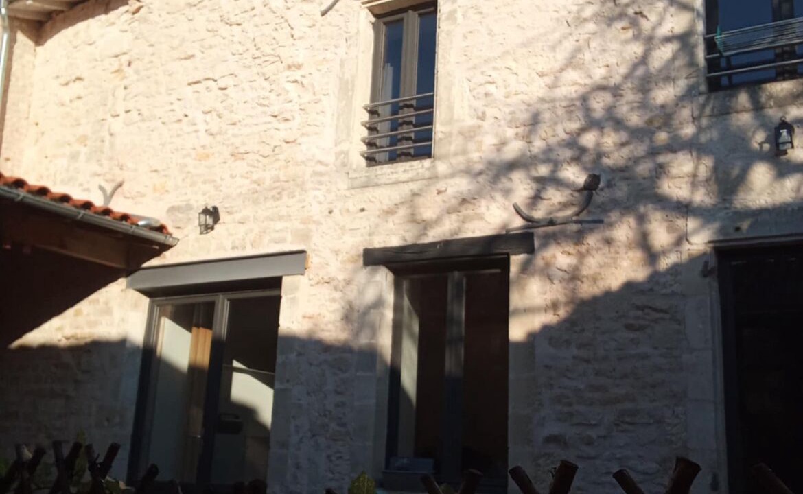 Photo of Outdoor in Mauze-sur-le-Mignon