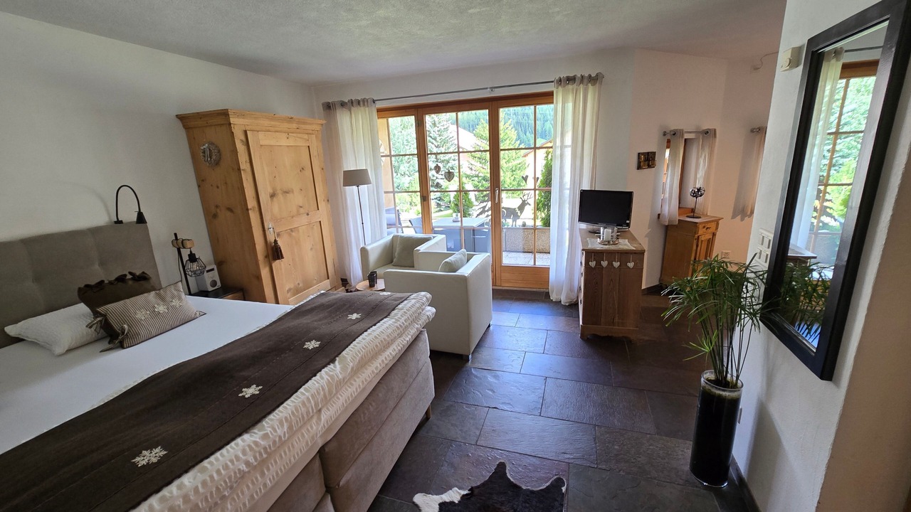 Photo of Bedroom in Zuoz