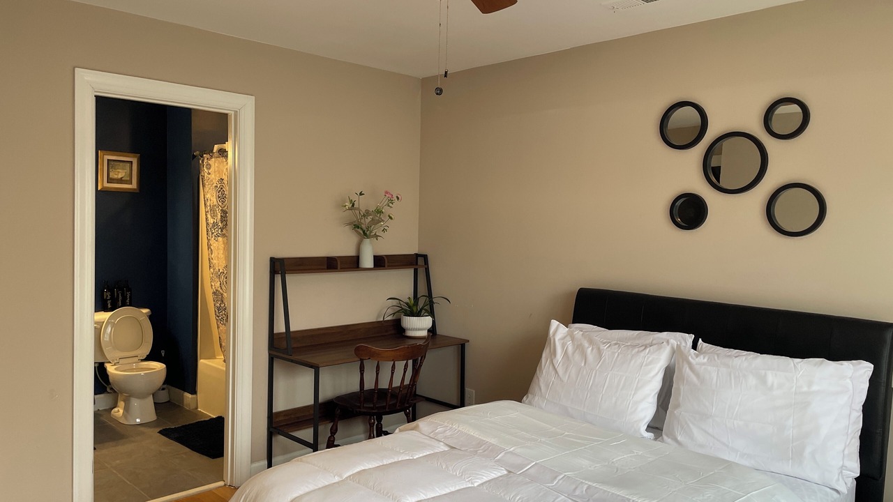 Photo of Bedroom in Garner