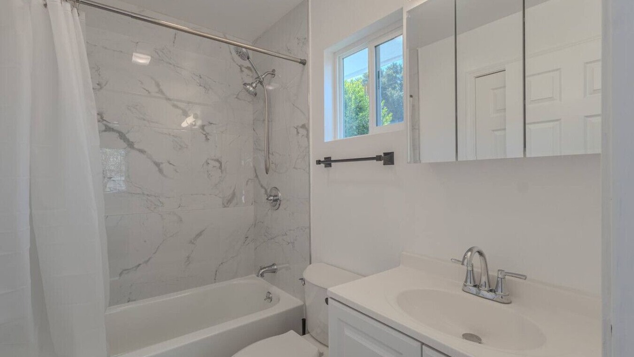 Photo of Others in East Palo Alto