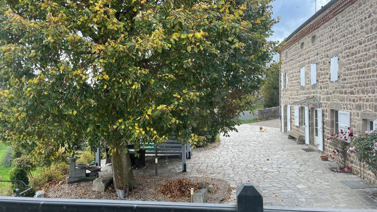 Photo of Outdoor in Saint-Pal-de-Chalencon