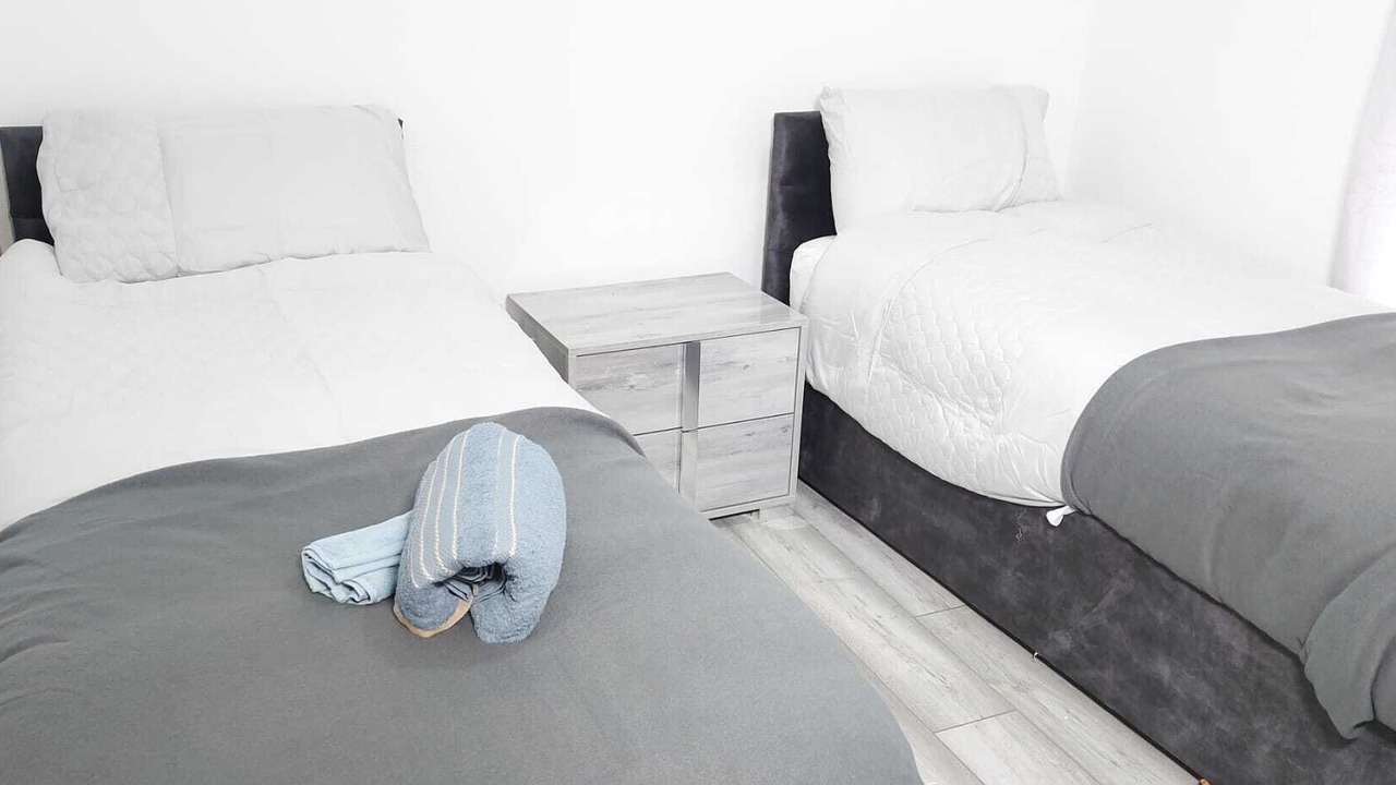 Photo of Others in Alibon