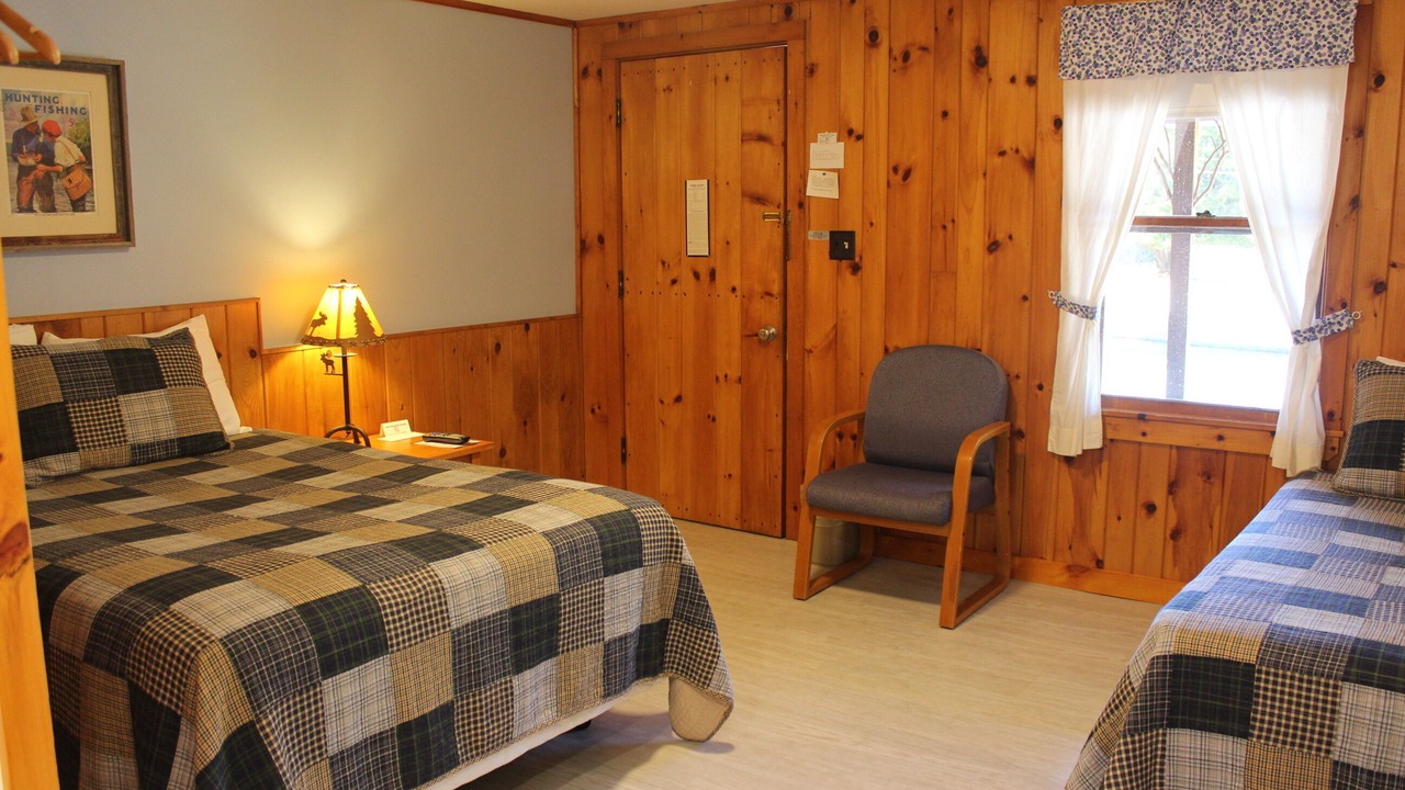 Photo of Bedroom in Long Lake